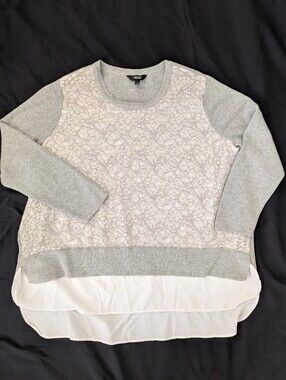 Simply Vera Wang Gray Lace Front Crewneck Sweater w/ White Layered Hem Sz 2XL